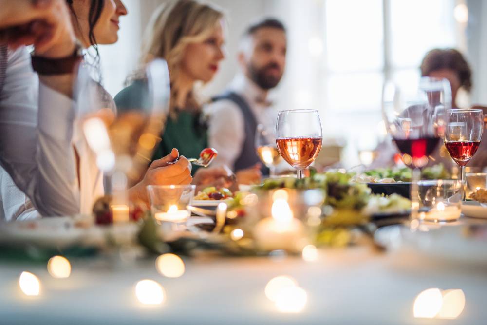 Réception de vos repas en famille, amis ou en entreprise